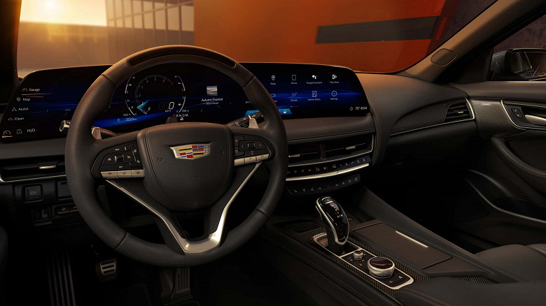 Это новый «Кадиллак». Представлен Cadillac CT5 2025 с 33-дюймовым 9K-дисплеем